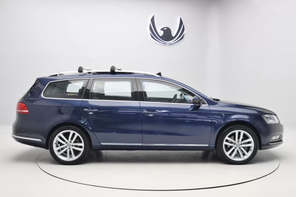 Foto do veiculo VOLKSWAGEN PASSAT VARIANT