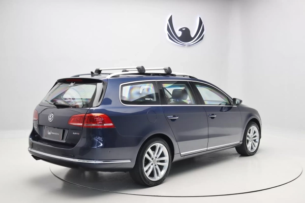 Foto do veiculo VOLKSWAGEN PASSAT VARIANT