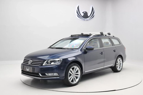Foto do veiculo VOLKSWAGEN PASSAT VARIANT