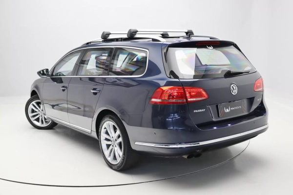 Foto do veiculo VOLKSWAGEN PASSAT VARIANT