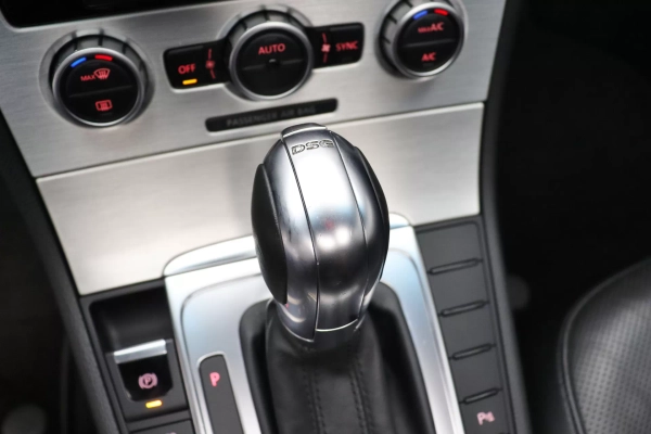 Foto do veiculo VOLKSWAGEN PASSAT VARIANT