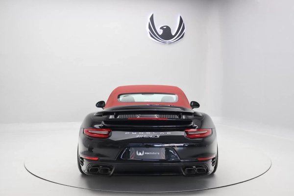 Foto do veiculo PORSCHE 911 TURBO S CABRIOLET