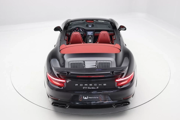 Foto do veiculo PORSCHE 911 TURBO S CABRIOLET