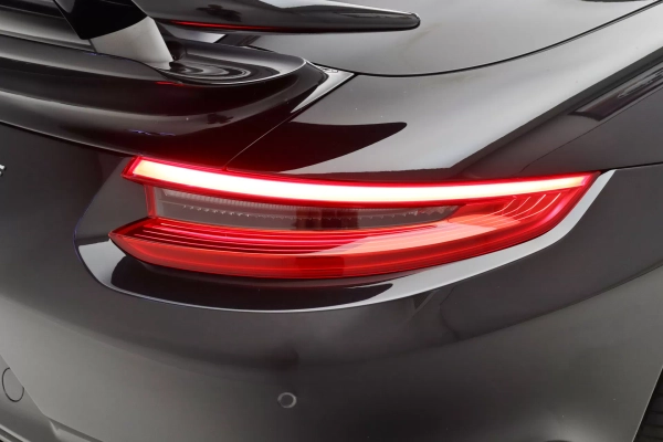 Foto do veiculo PORSCHE 911 TURBO S CABRIOLET