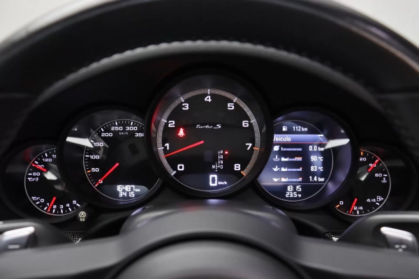 Foto do veiculo PORSCHE 911 TURBO S CABRIOLET