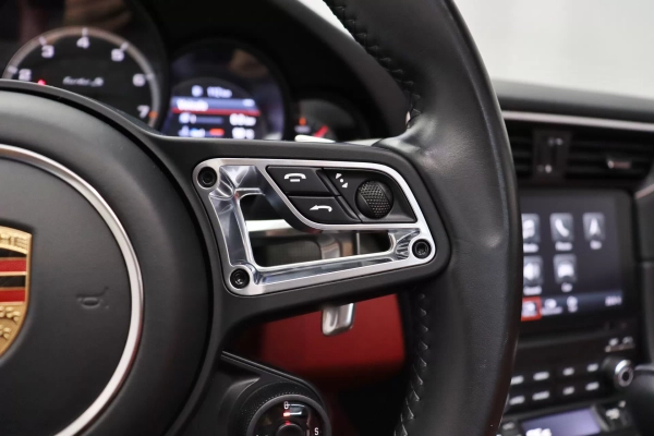 Foto do veiculo PORSCHE 911 TURBO S CABRIOLET