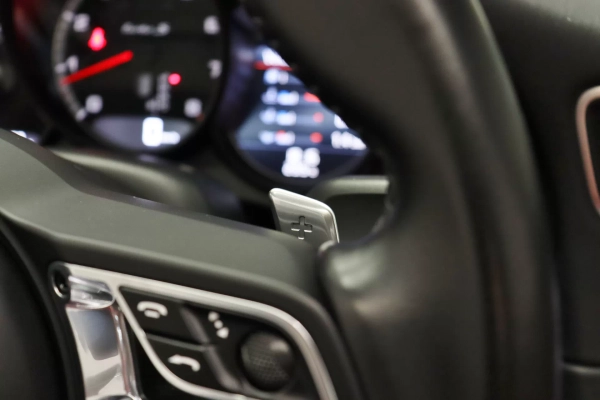 Foto do veiculo PORSCHE 911 TURBO S CABRIOLET