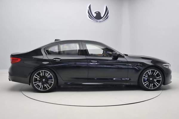 Foto do veiculo BMW M5