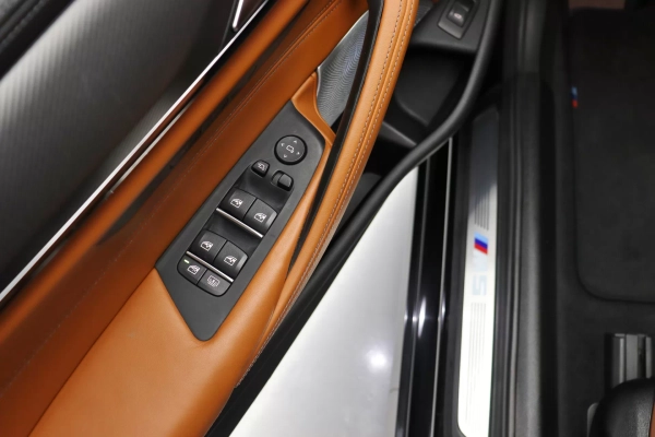 Foto do veiculo BMW M5