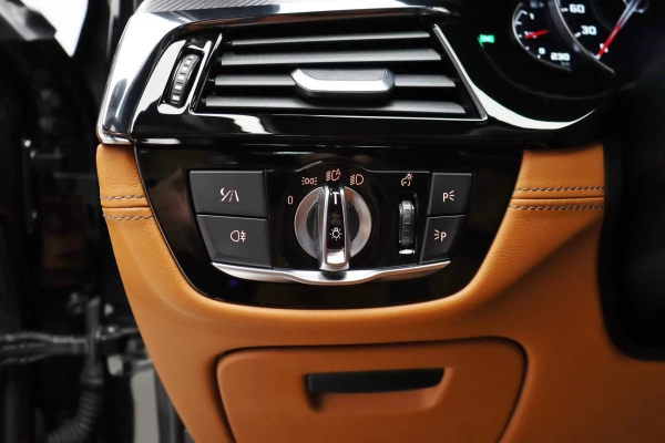 Foto do veiculo BMW M5