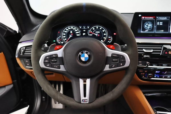 Foto do veiculo BMW M5