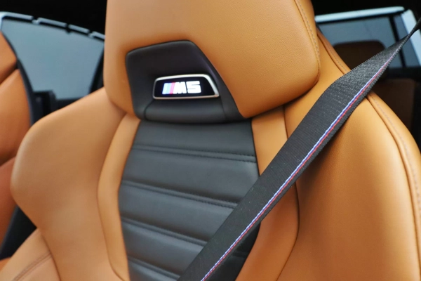 Foto do veiculo BMW M5