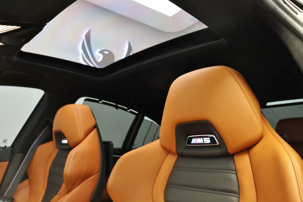 Foto do veiculo BMW M5