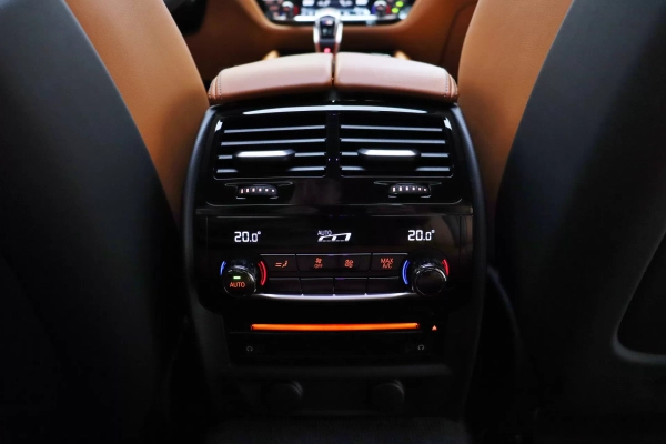 Foto do veiculo BMW M5