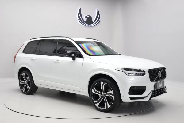 Foto do veiculo VOLVO XC90 T8 Recharge Ultra Dark | 7 Lugares