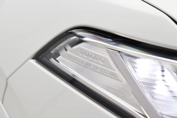 Foto do veiculo VOLVO XC90 T8 RECHARGE ULTRA DARK | 7 LUGARES