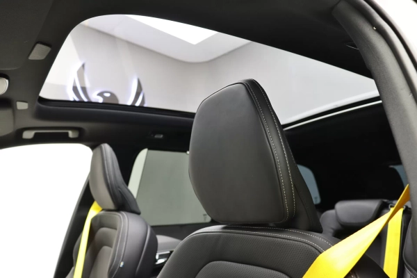 Foto do veiculo VOLVO XC90 T8 RECHARGE ULTRA DARK | 7 LUGARES