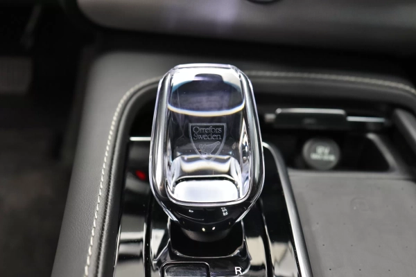 Foto do veiculo VOLVO XC90 T8 RECHARGE ULTRA DARK | 7 LUGARES