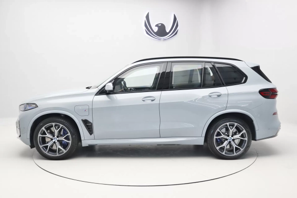 Foto do veiculo BMW X5 XDRIVE50E M SPORT
