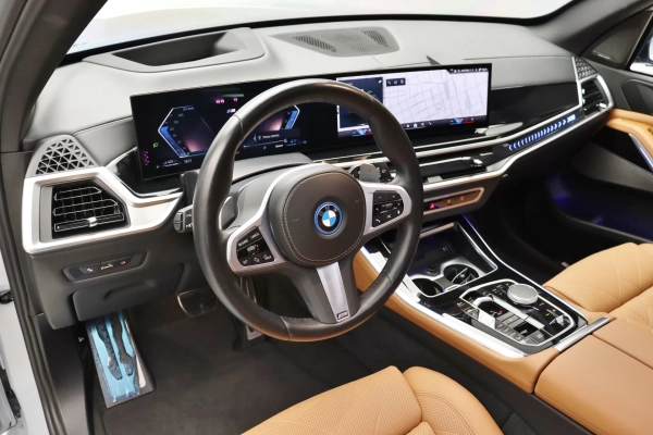 Foto do veiculo BMW X5 XDRIVE50E M SPORT
