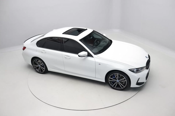 Foto do veiculo BMW 330E M SPORT