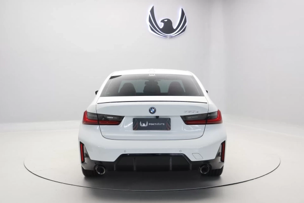 Foto do veiculo BMW 330E M SPORT