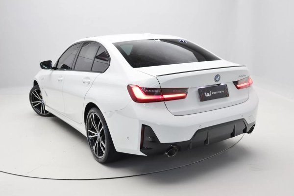 Foto do veiculo BMW 330E M SPORT