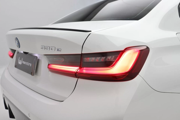 Foto do veiculo BMW 330E M SPORT