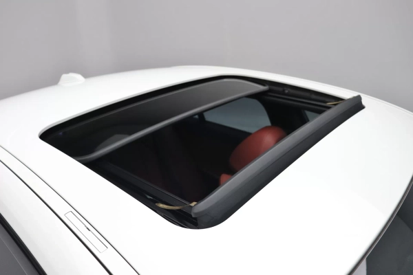 Foto do veiculo BMW 330E M SPORT