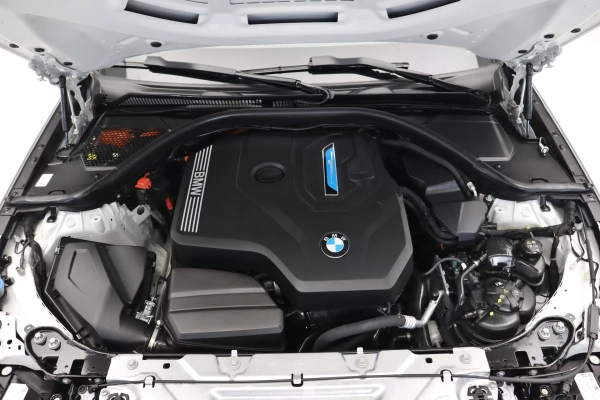 Foto do veiculo BMW 330E M SPORT