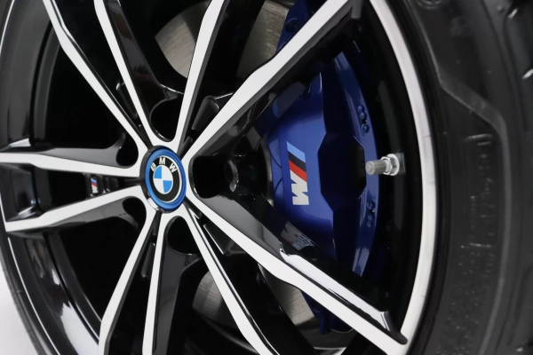 Foto do veiculo BMW 330E M SPORT