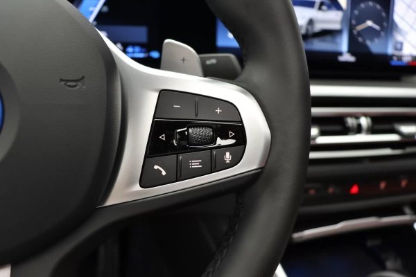 Foto do veiculo BMW 330E M SPORT