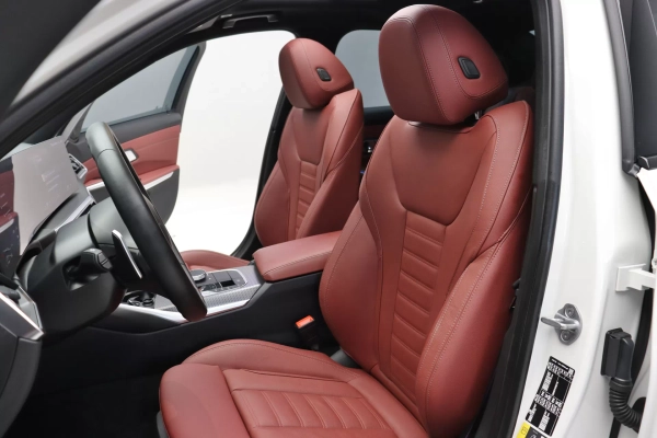 Foto do veiculo BMW 330E M SPORT