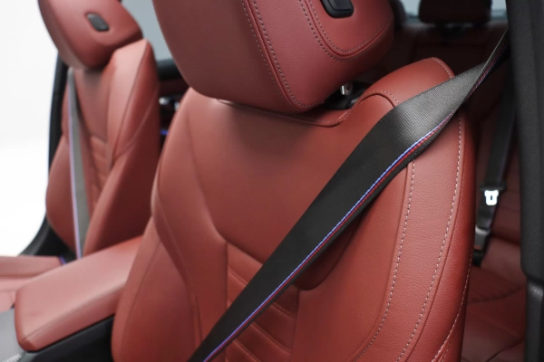 Foto do veiculo BMW 330E M SPORT