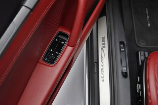 Foto do veiculo PORSCHE 911 CARRERA