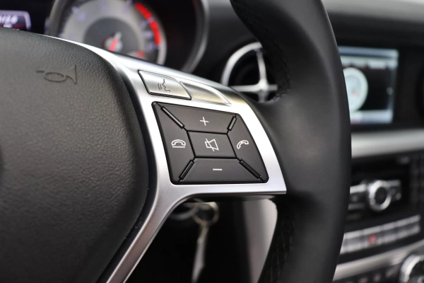 Foto do veiculo MERCEDES-BENZ SLK 250