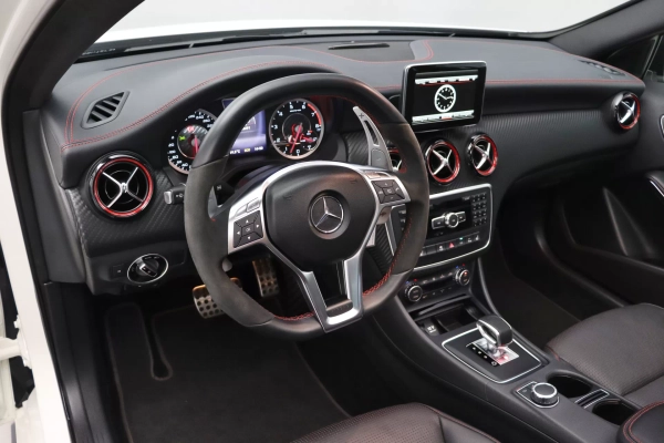 Foto do veiculo MERCEDES-BENZ A 45 AMG