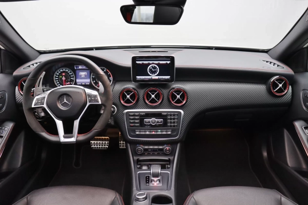 Foto do veiculo MERCEDES-BENZ A 45 AMG