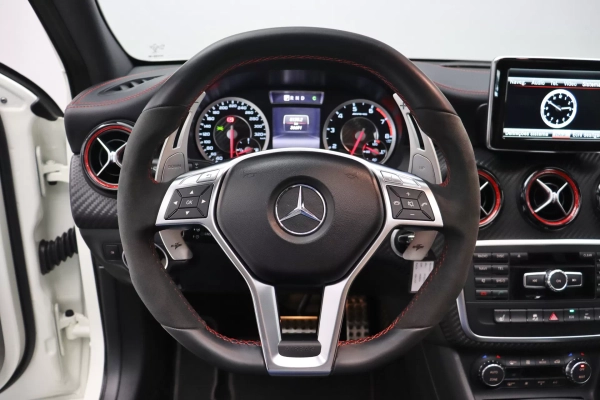 Foto do veiculo MERCEDES-BENZ A 45 AMG