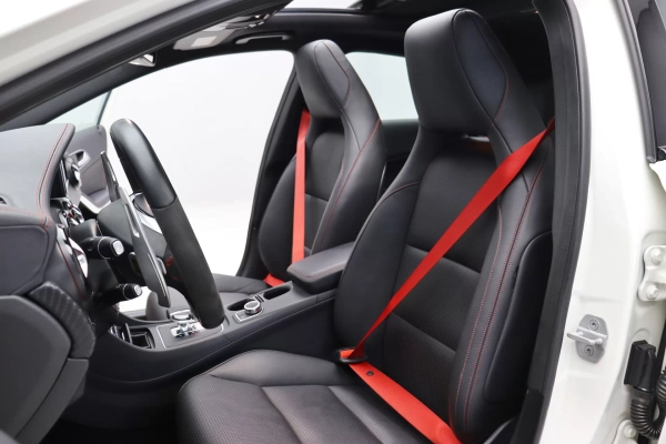 Foto do veiculo MERCEDES-BENZ A 45 AMG