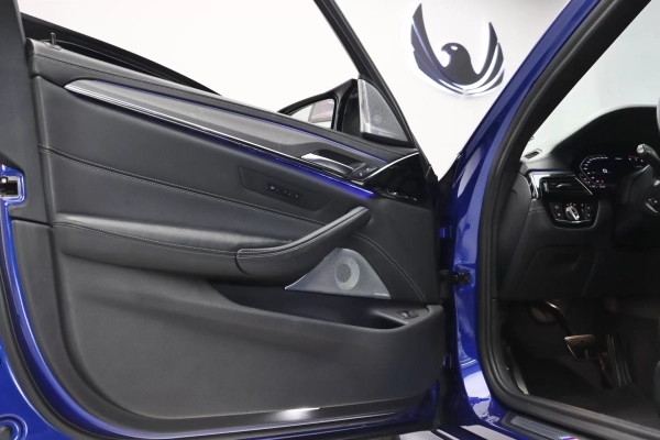 Foto do veiculo BMW M5 