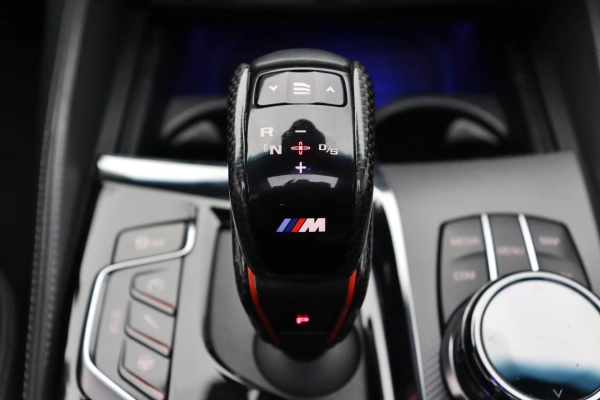 Foto do veiculo BMW M5 