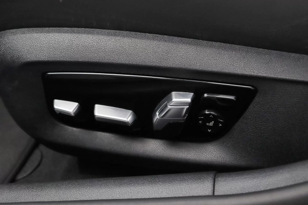 Foto do veiculo BMW M5 