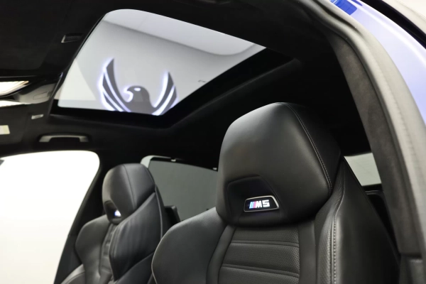 Foto do veiculo BMW M5 