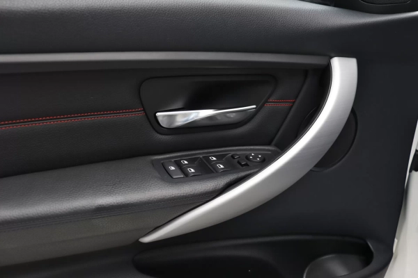 Foto do veiculo BMW 328I SPORT FLEX