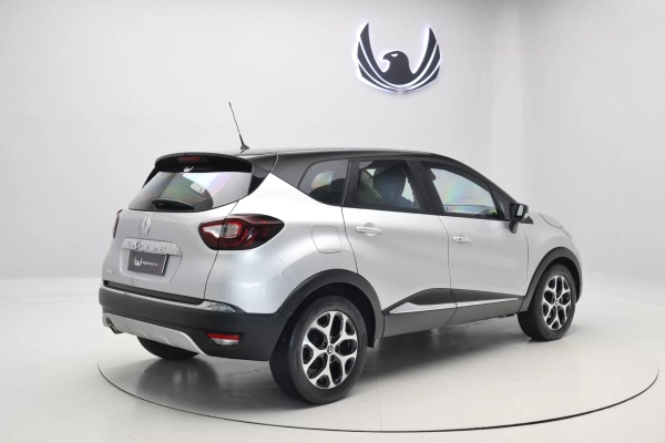 Foto do veiculo RENAULT CAPTUR INTENSE
