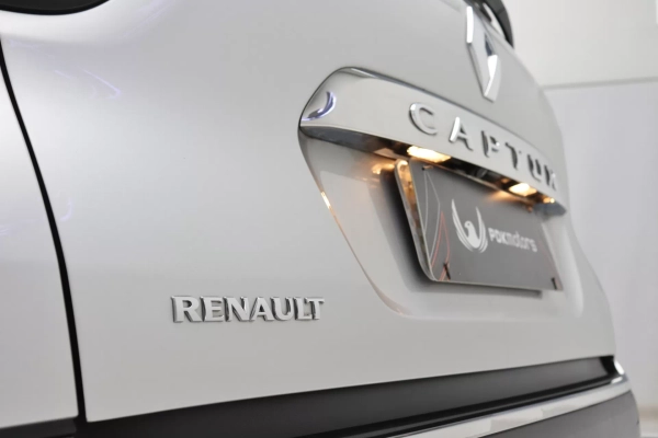 Foto do veiculo RENAULT CAPTUR INTENSE