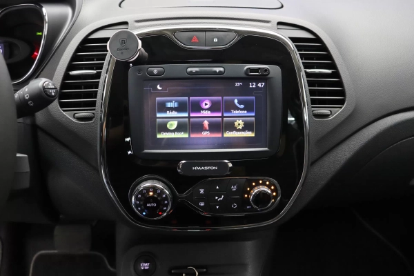 Foto do veiculo RENAULT CAPTUR INTENSE