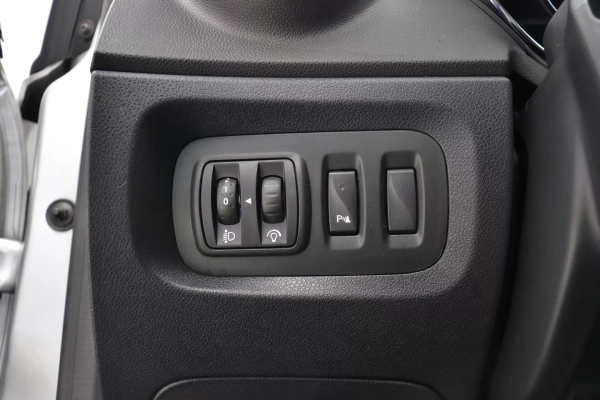 Foto do veiculo RENAULT CAPTUR INTENSE