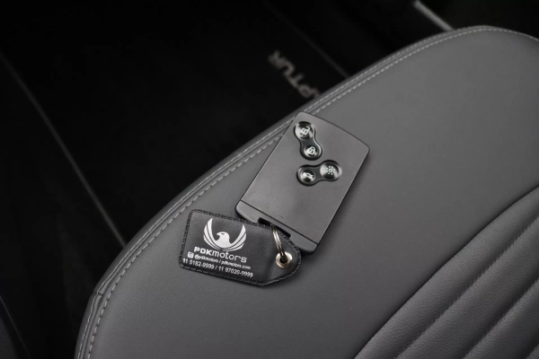 Foto do veiculo RENAULT CAPTUR INTENSE